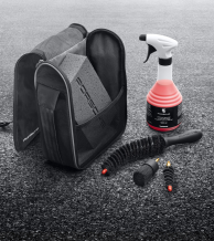 Wheel rim cleaning kit