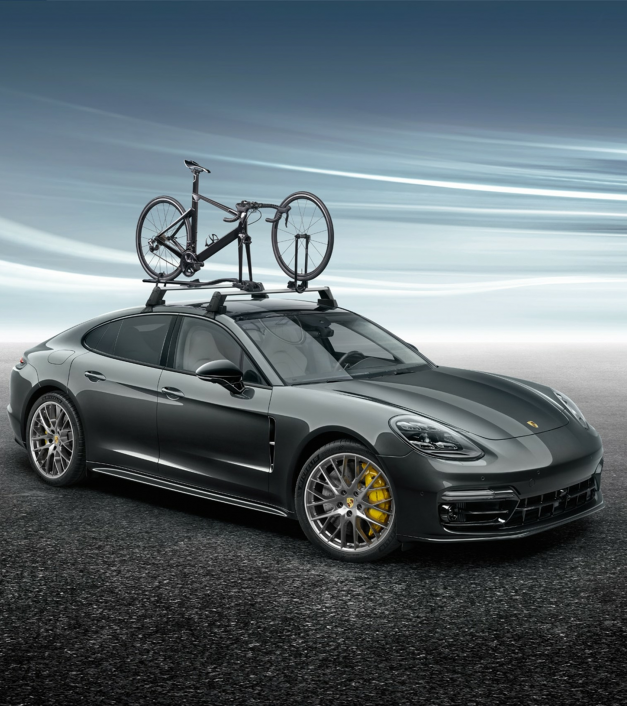 Road bike carrier with front wheel carrier