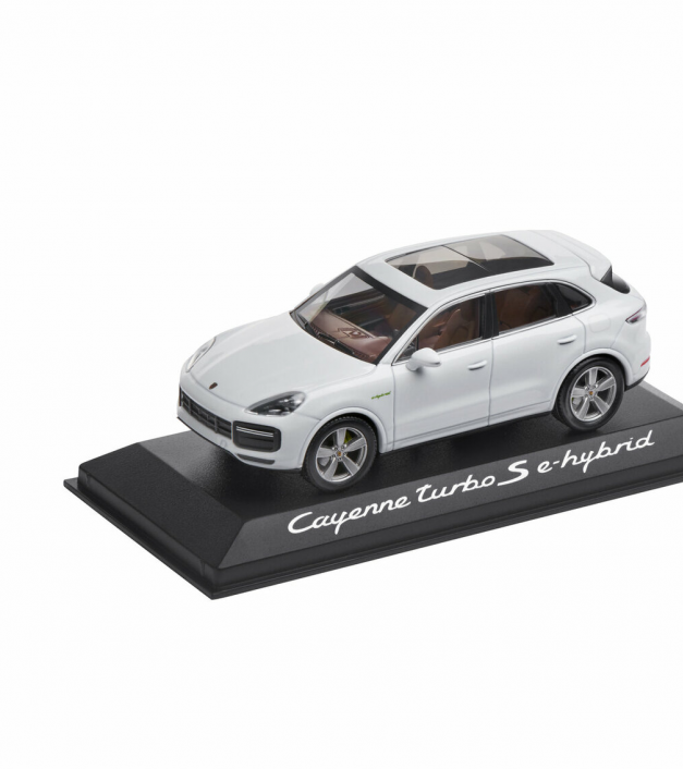 Cayenne Turbo S PHEV E3 DieCast